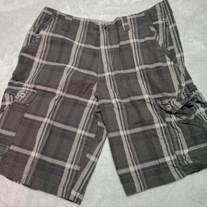Highland Outfitters Cargo Shorts Men 34/9 Black Plaid Skater Hiking Walking